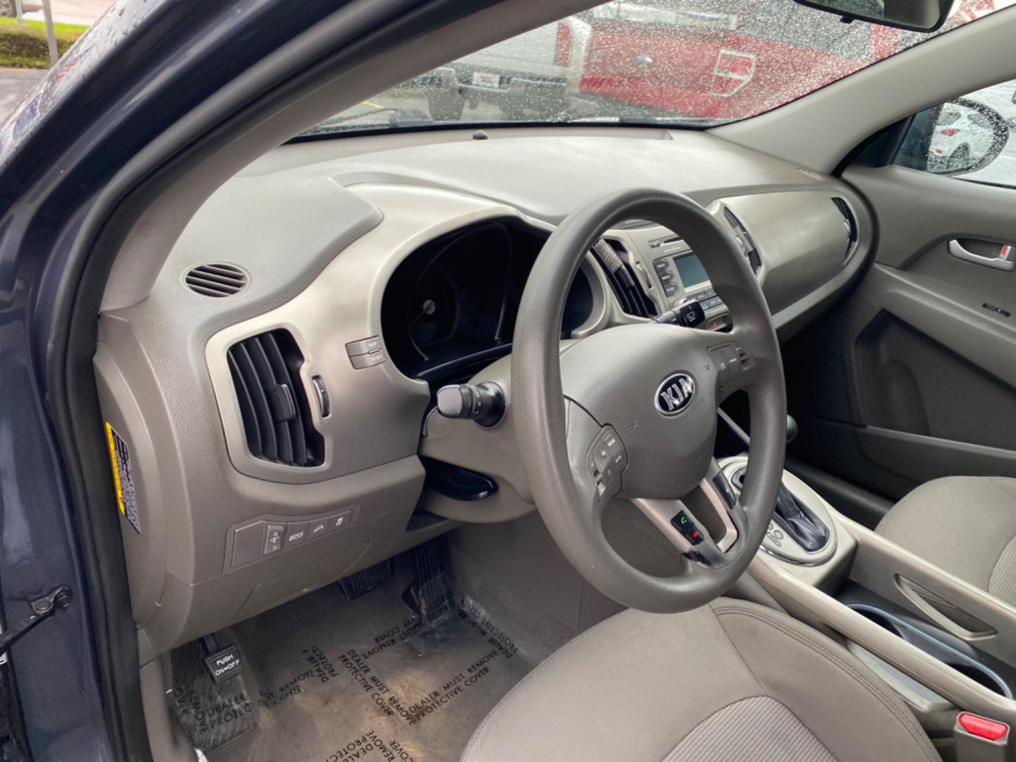 2014 BLUE Kia Sportage LX FWD (KNDPB3AC4E7) with an 2.4L V6 DOHC 24V engine, 6-Speed Automatic transmission, located at 420 I-35E, Lancaster, TX, 75146, (469) 297-4144, 32.593929, -96.823685 - Photo#4